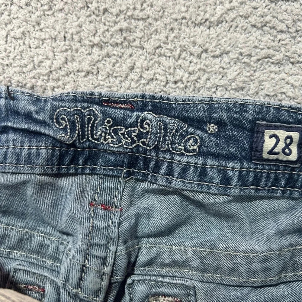 Miss Me Ultra Low Rise Y2K‎ Embroidered Jeans Sz 28 Rhinestone Skinny Western